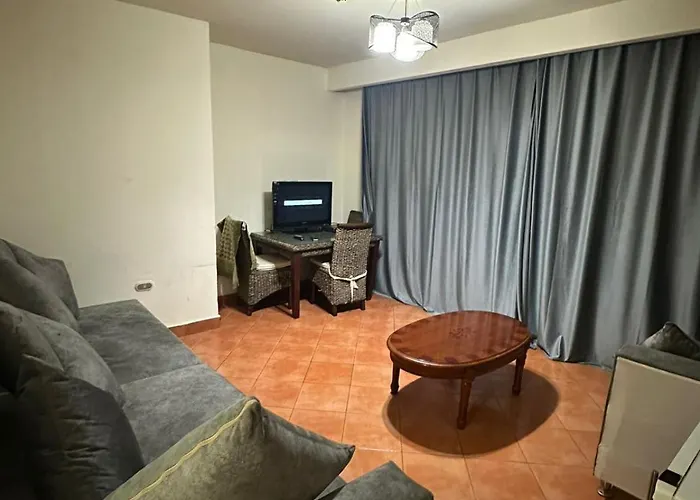 Apartment أبراج بورتو السخنة